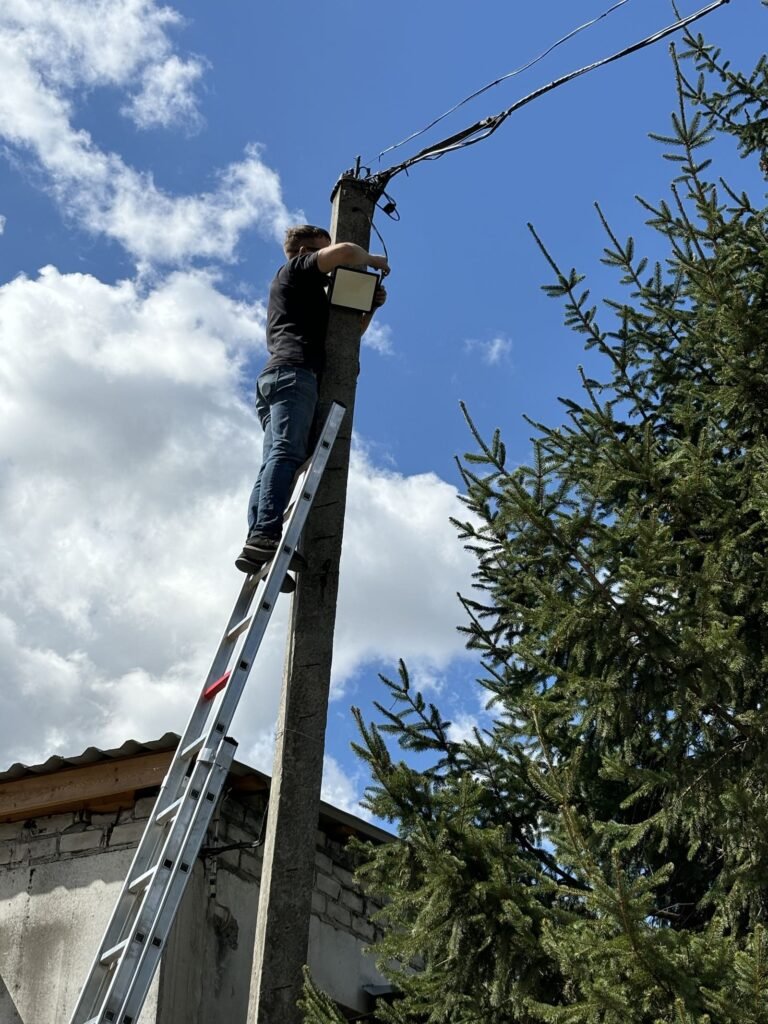 монтаж світильників склад Житомир
