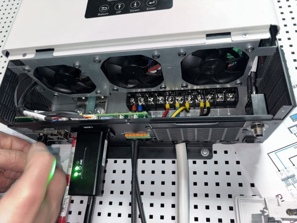 монтаж та підключення гібридного інвертора будинок Житомир