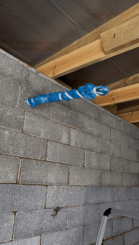 закладання траси кондиціонера в приміщенні Житомир