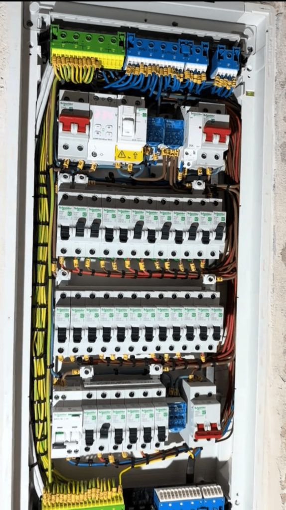 фото електромонтажу у Житомирі