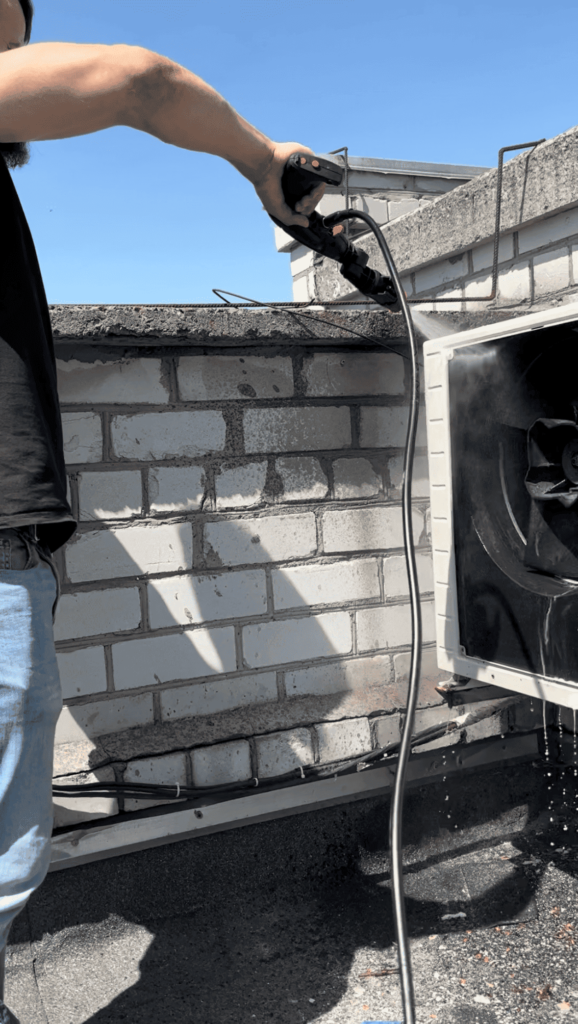 миття кондиціонера акуратно Житомир
