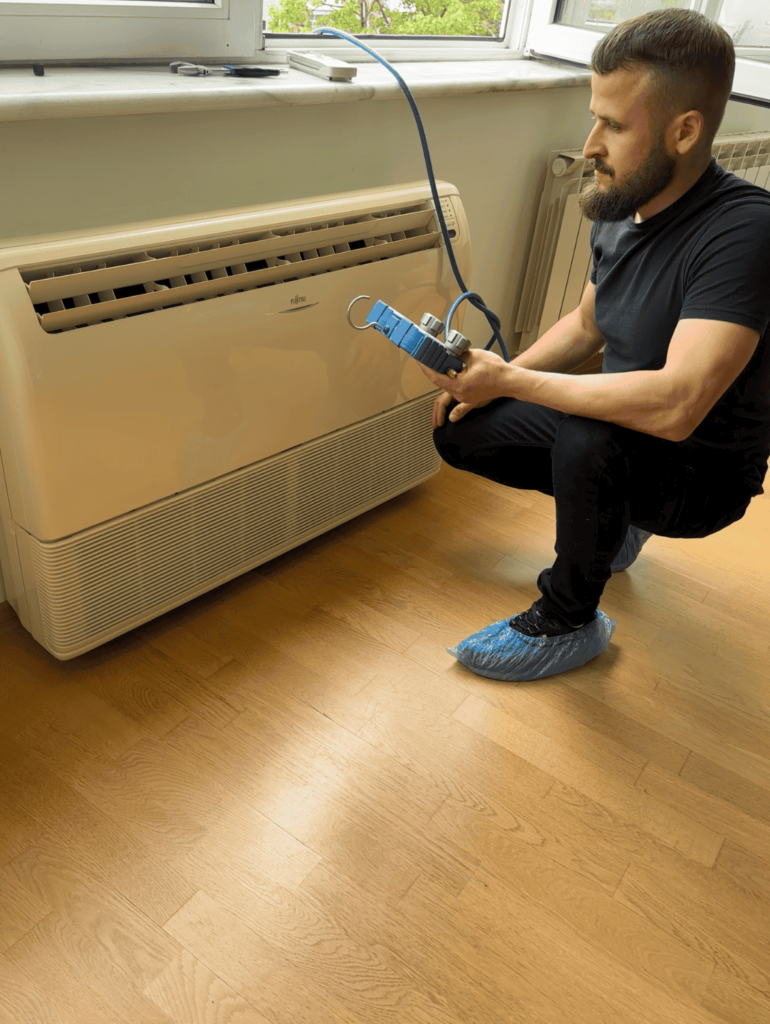 дозаправка кондиціонера в квартирі Житомир